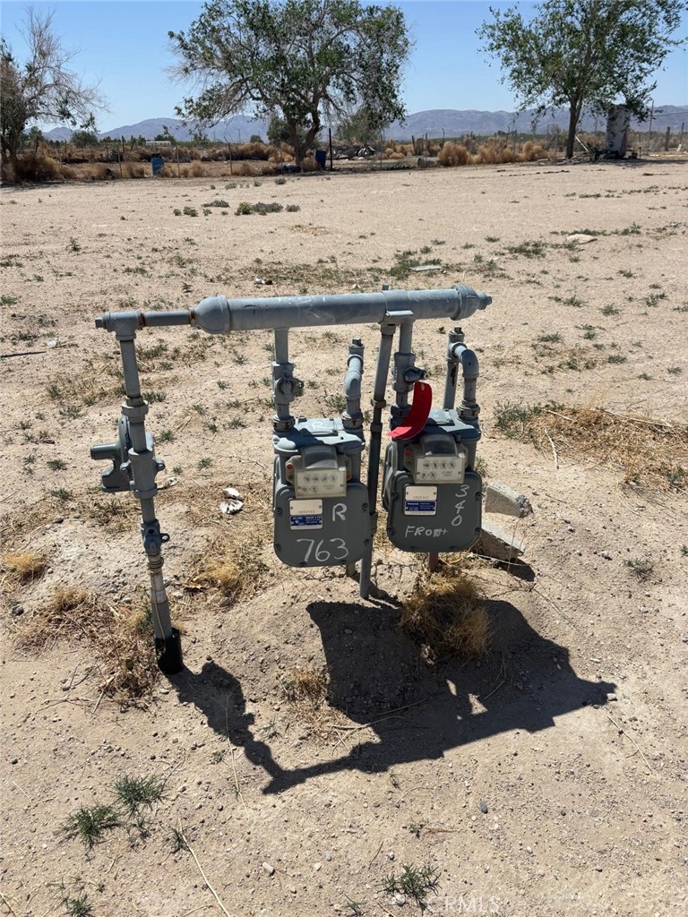 11690 Camp Rock Road Lucerne Valley, CA 92356 - Photo 24 of 33 a view of ocean view