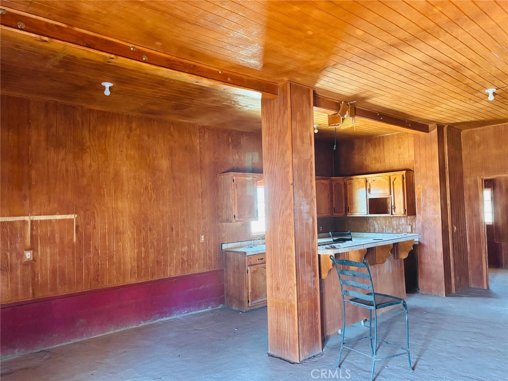 11690 Camp Rock Road Lucerne Valley, CA 92356 - Photo 7 of 33