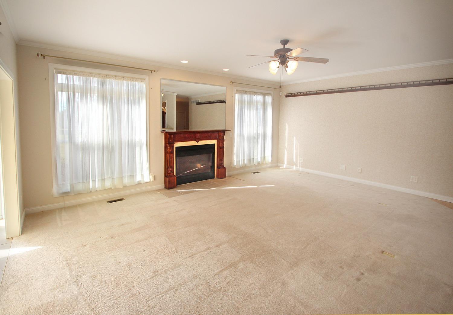 935 White Oak Road Cincinnati, OH 45245 - Photo 4 of 28 Gallery Image 4