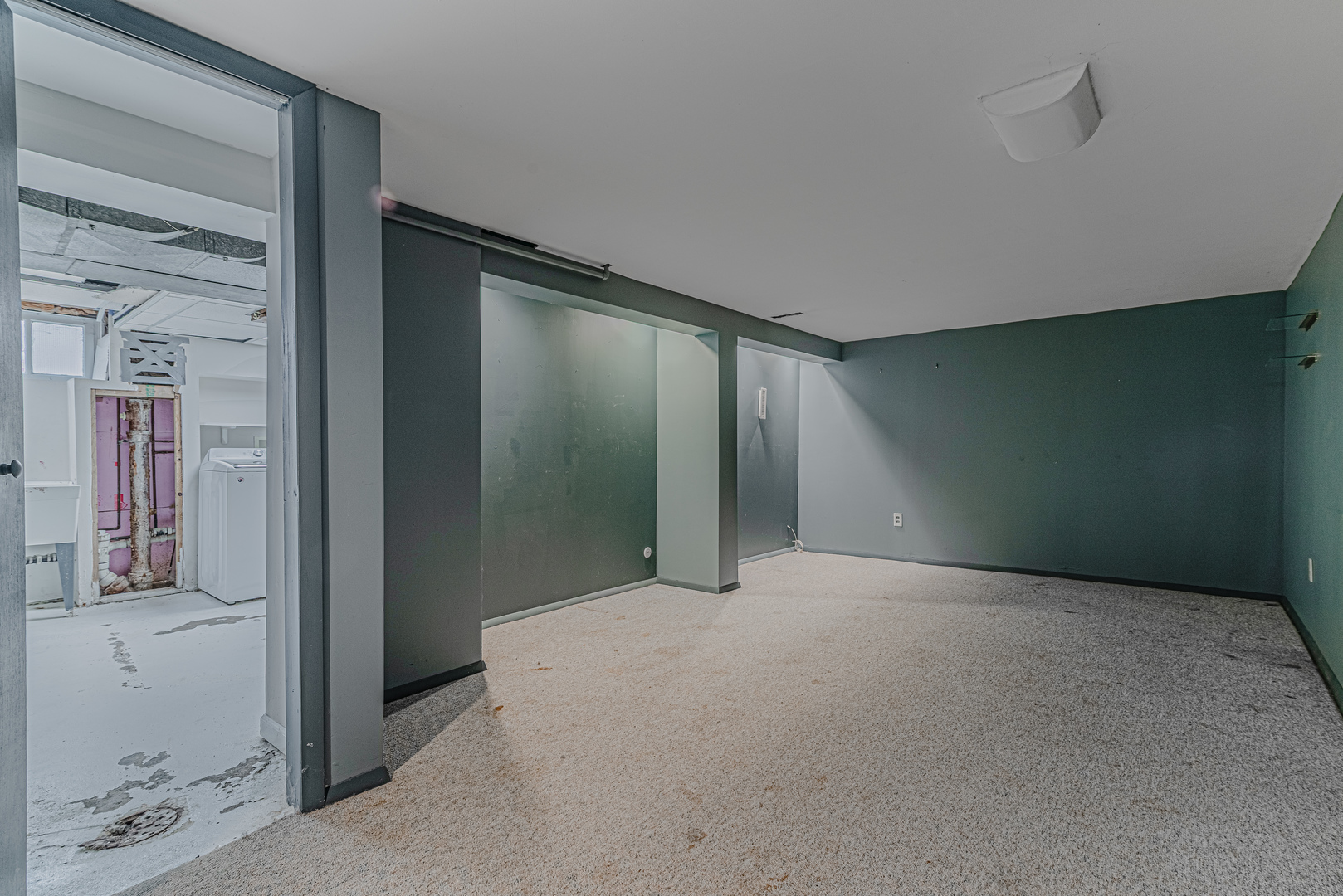 1507 Riverside Drive McHenry, IL 60050 - Photo 23 of 27 a view of an empty room