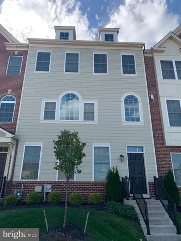 $4,800 | 102 Agnes Grace Lane, Unit 13, Wayne, PA 19087