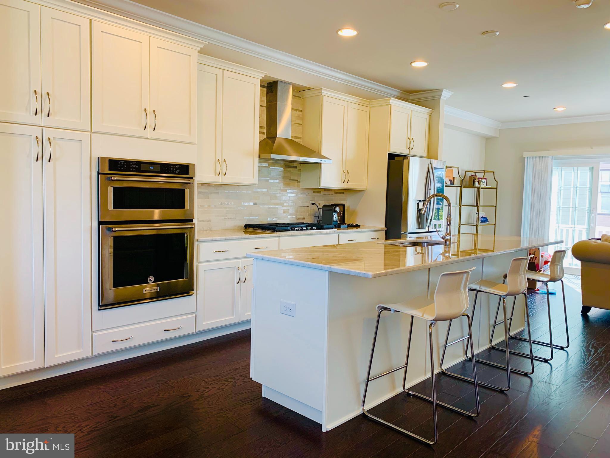 102 Agnes Grace Lane, Unit 13 Wayne, PA 19087 - Photo 5 of 33