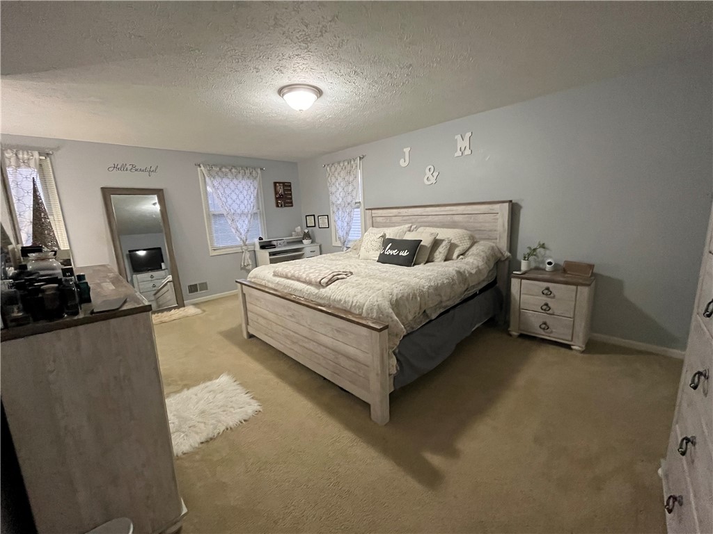 33 Alcott Road Greece, NY 14626 - Photo 13 of 20