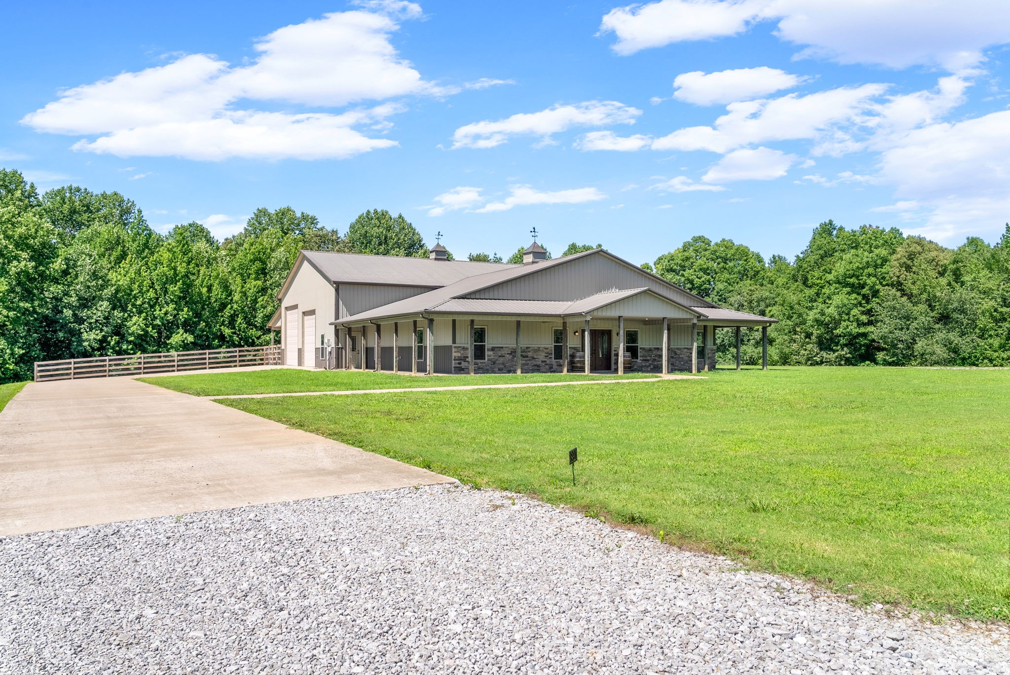 890 Iron Workers Road Clarksville, TN 37043 - Photo 3 of 45