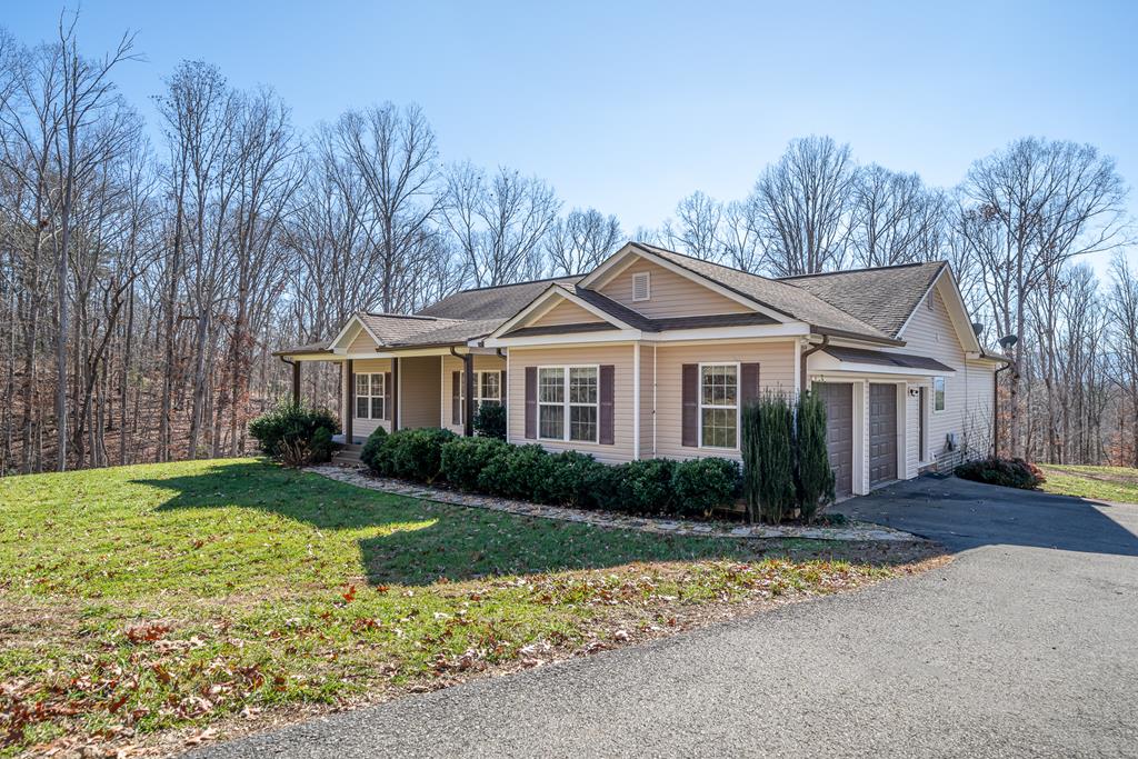 87 Pea Ridge Road Blairsville, GA 30512 - Photo 1 of 52 Main View