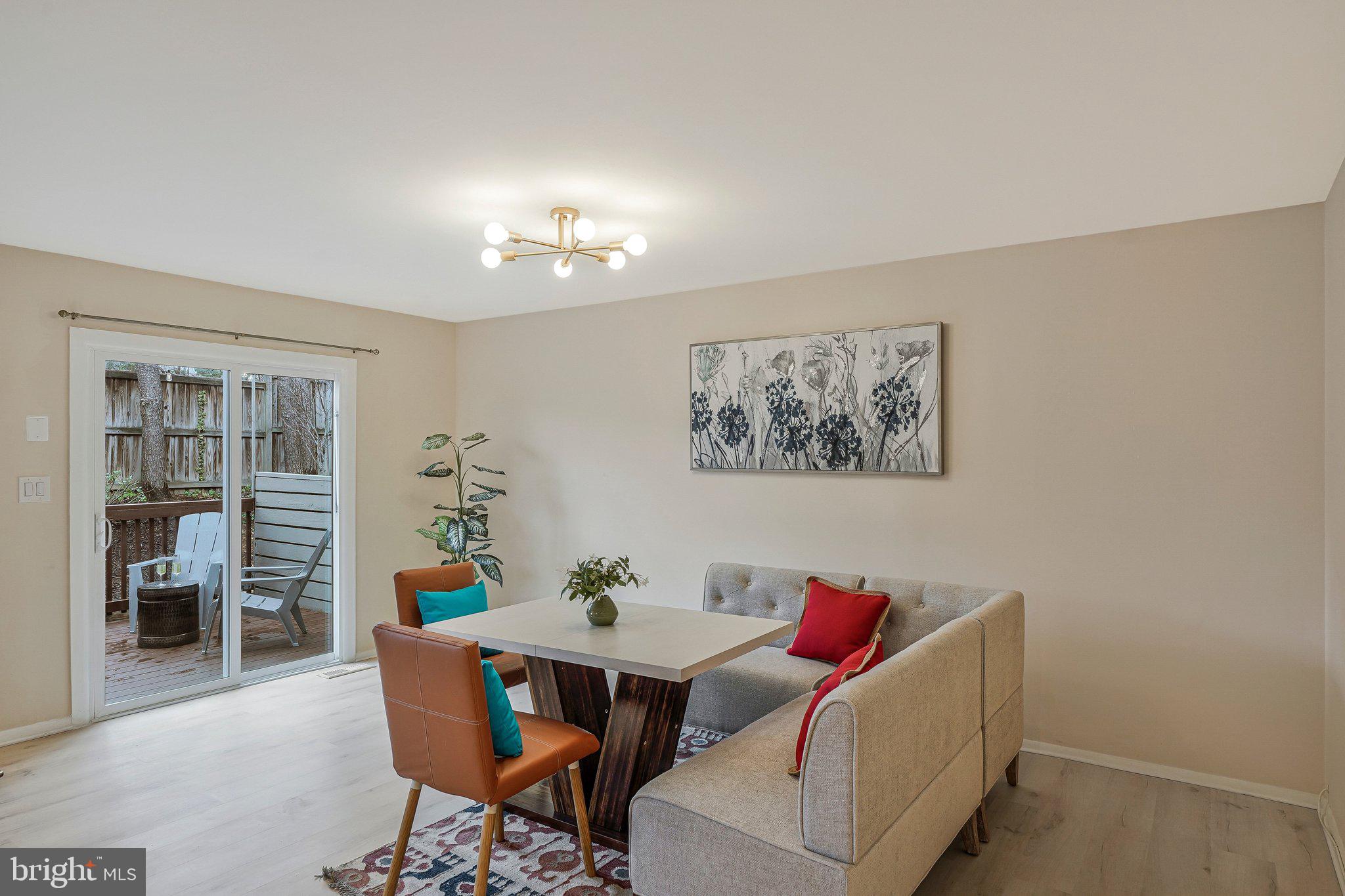 11123 Lakespray Way Reston, VA 20191 - Photo 14 of 47 a living room with furniture and window