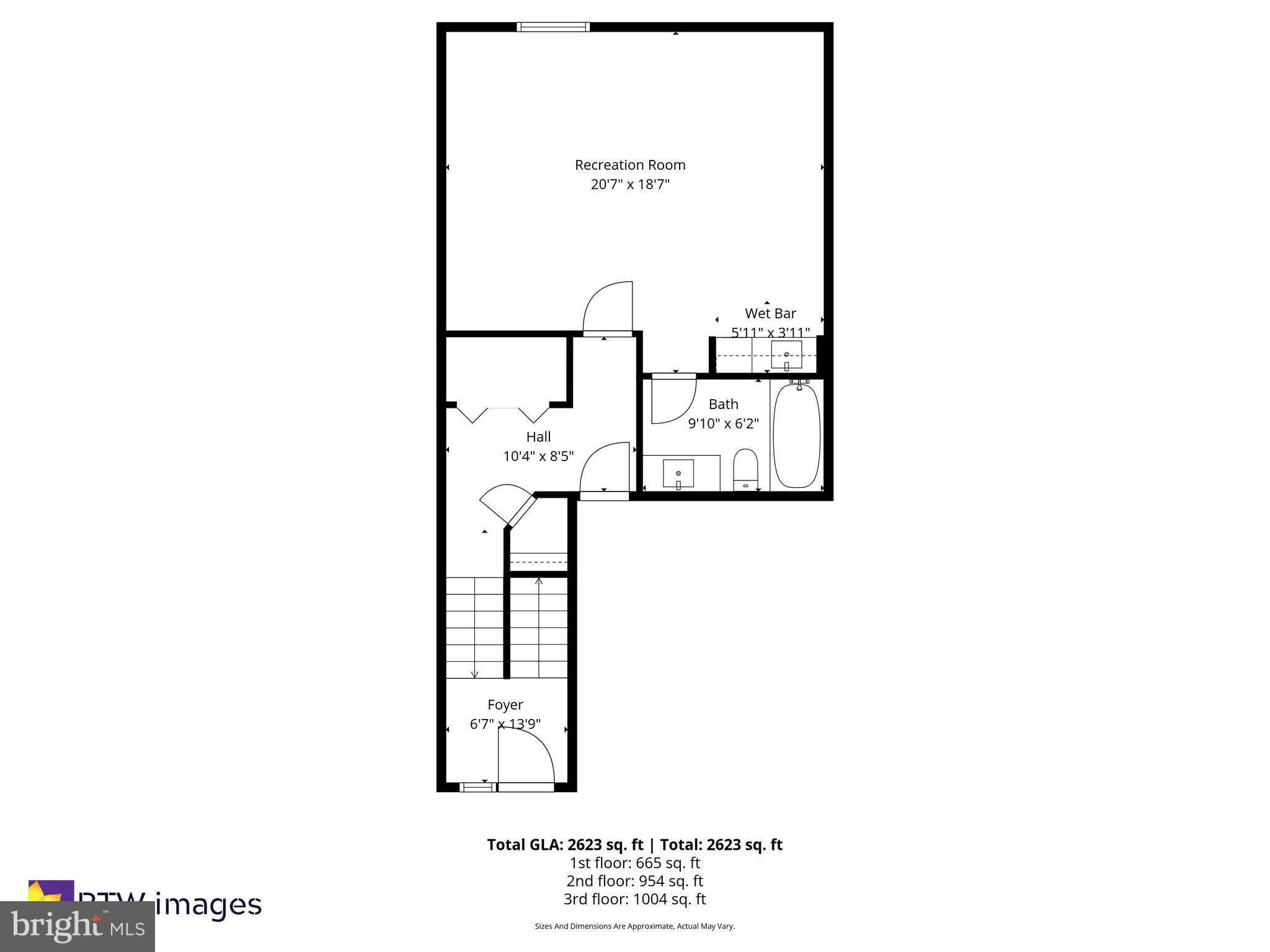 11123 Lakespray Way Reston, VA 20191 - Photo 47 of 47 a picture of a bench in a wall