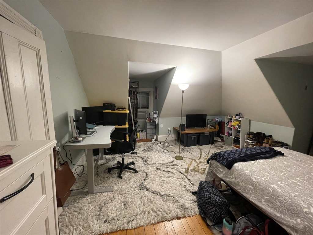 24 Brook Street, Unit 2 Brookline, MA 02445 - Photo 22 of 29
