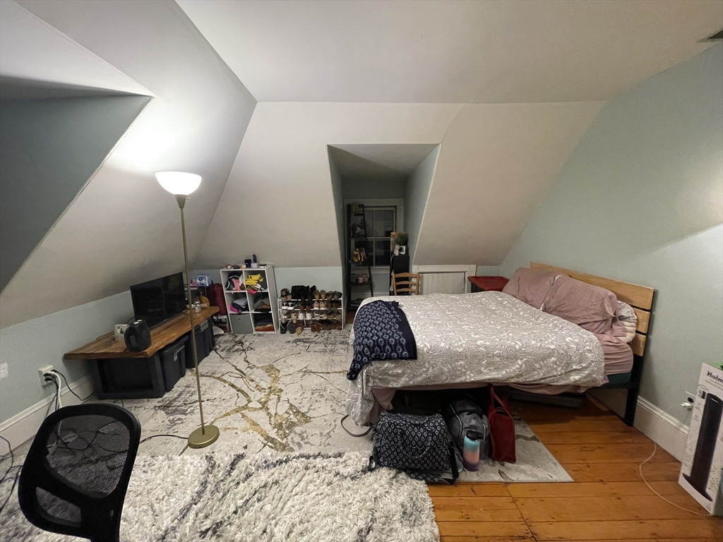 24 Brook Street, Unit 2 Brookline, MA 02445 - Photo 24 of 29