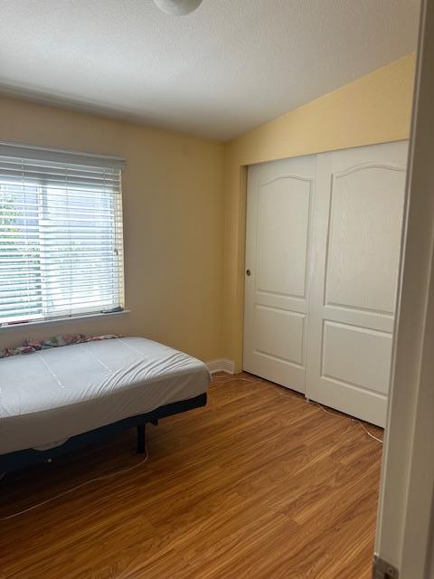 555 Umbarger Road, Unit 108 San Jose, CA 95111 - Photo 10 of 15 a bed sitting in a room next to a window