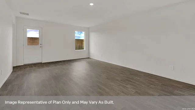 $294,990 | 210 Langston Drive, Lockhart, TX 78644