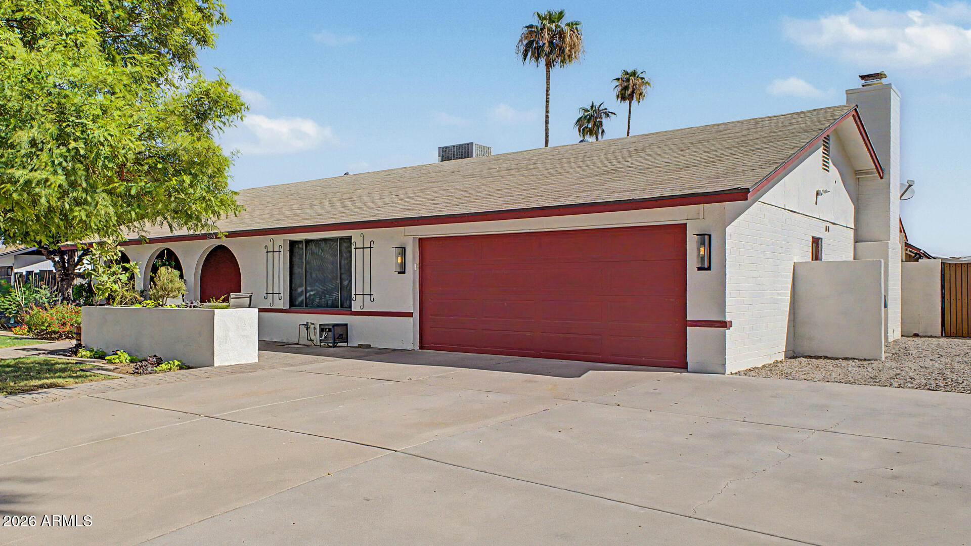 2332 East Riviera Drive Tempe, AZ 85282 - Photo 3 of 29 04-Riviera