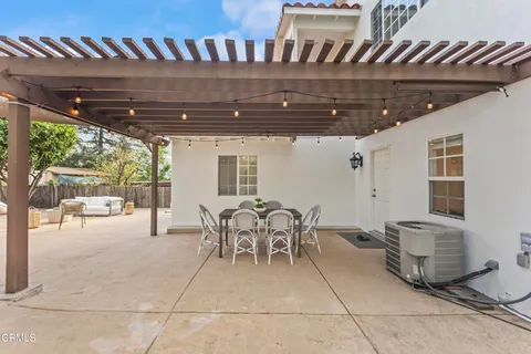 $1,548,000 | 4608 La Crescenta Avenue, La Crescenta, CA 91214