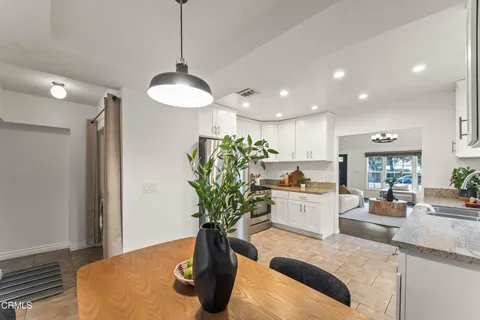 $1,548,000 | 4608 La Crescenta Avenue, La Crescenta, CA 91214