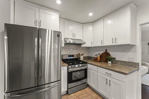 $1,548,000 | 4608 La Crescenta Avenue, La Crescenta, CA 91214