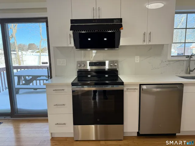 $3,500 | 29 Sherwood Terrace, Old Saybrook, CT 06475