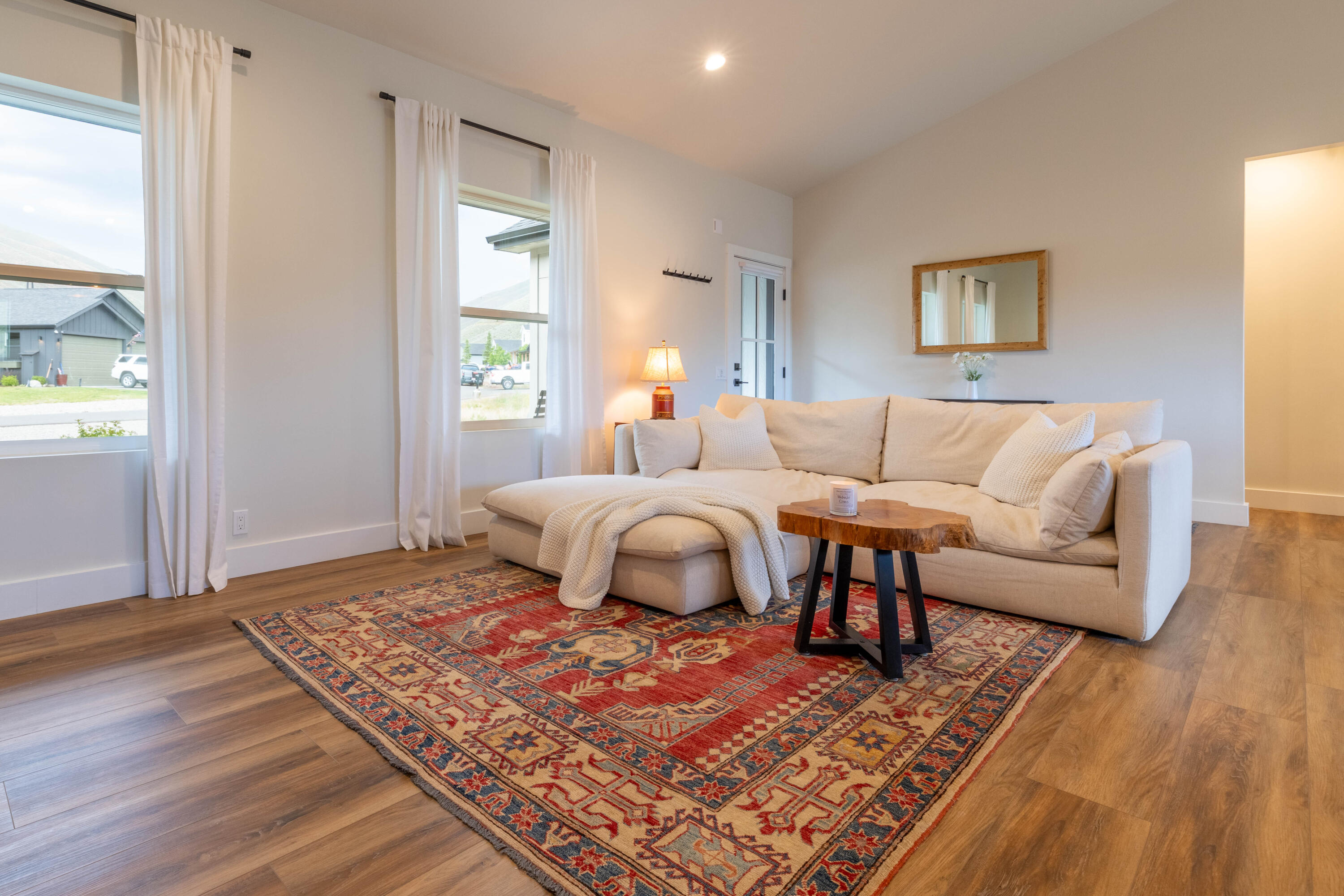 155 Cowcatcher Loop Bellevue, ID 83313 - Photo 15 of 35 Living Room