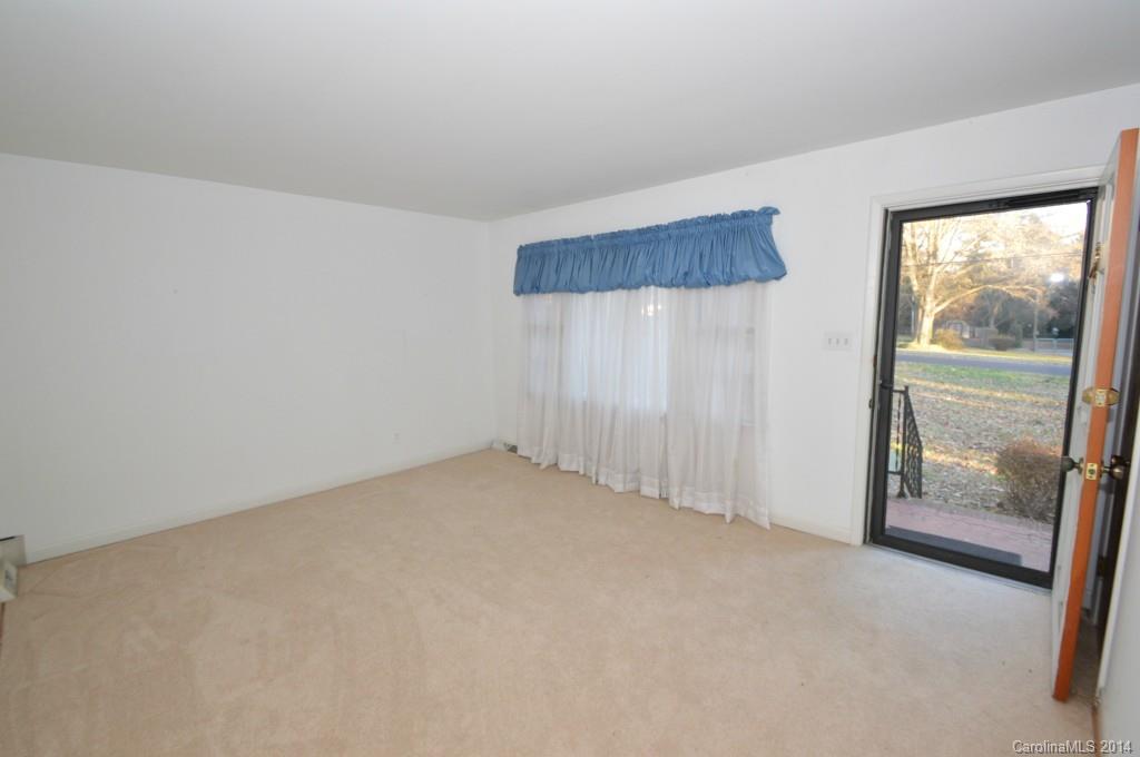 6501 Williams Road Charlotte, NC 28215 - Photo 2 of 18 Gallery Image 2