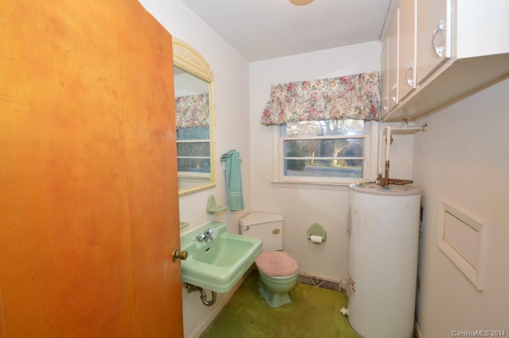 6501 Williams Road Charlotte, NC 28215 - Photo 13 of 18 Gallery Image 13