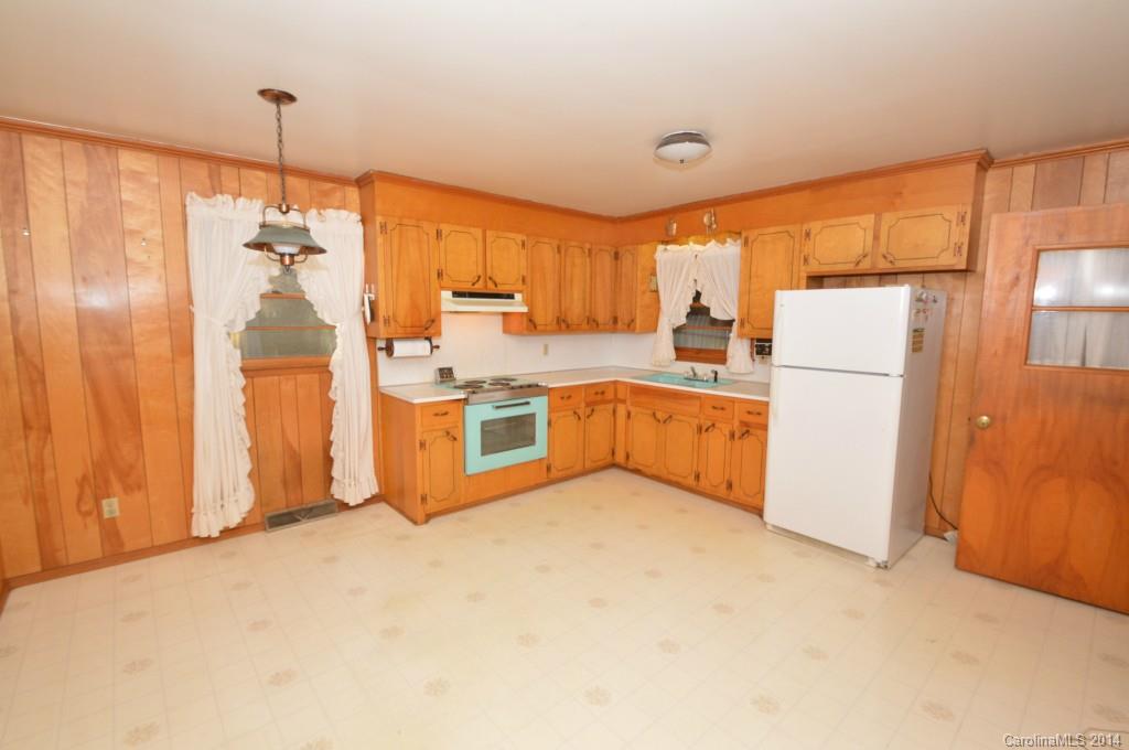 6501 Williams Road Charlotte, NC 28215 - Photo 3 of 18 Gallery Image 3