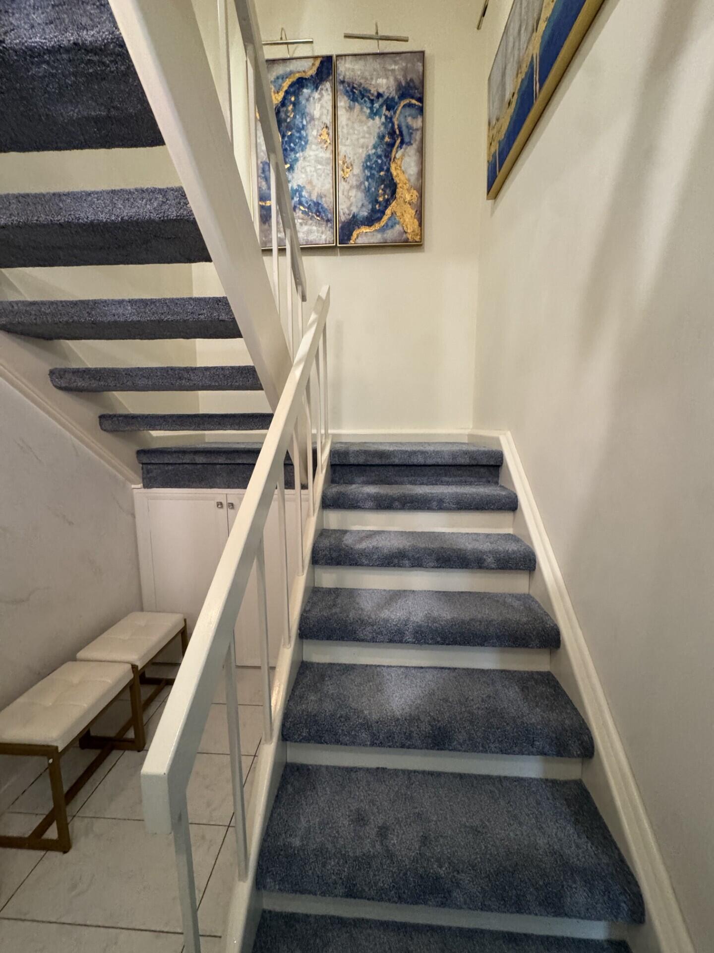 333 Lake Avenue, Unit 806 Racine, WI 53403 - Photo 33 of 62 6A_LST 806_Double Stairway& 2 Lighted Pa