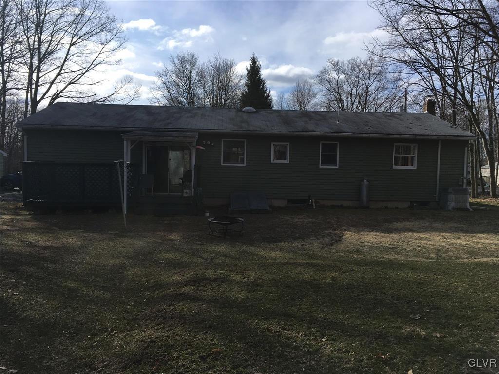 2451 Mountain Road Slatington, PA 18080 - Photo 5 of 27 Gallery Image 5