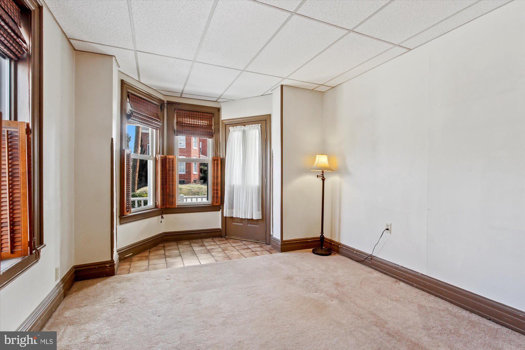212 East Middle Street Hanover, PA 17331 - Photo 3 of 28 Gallery Image 3