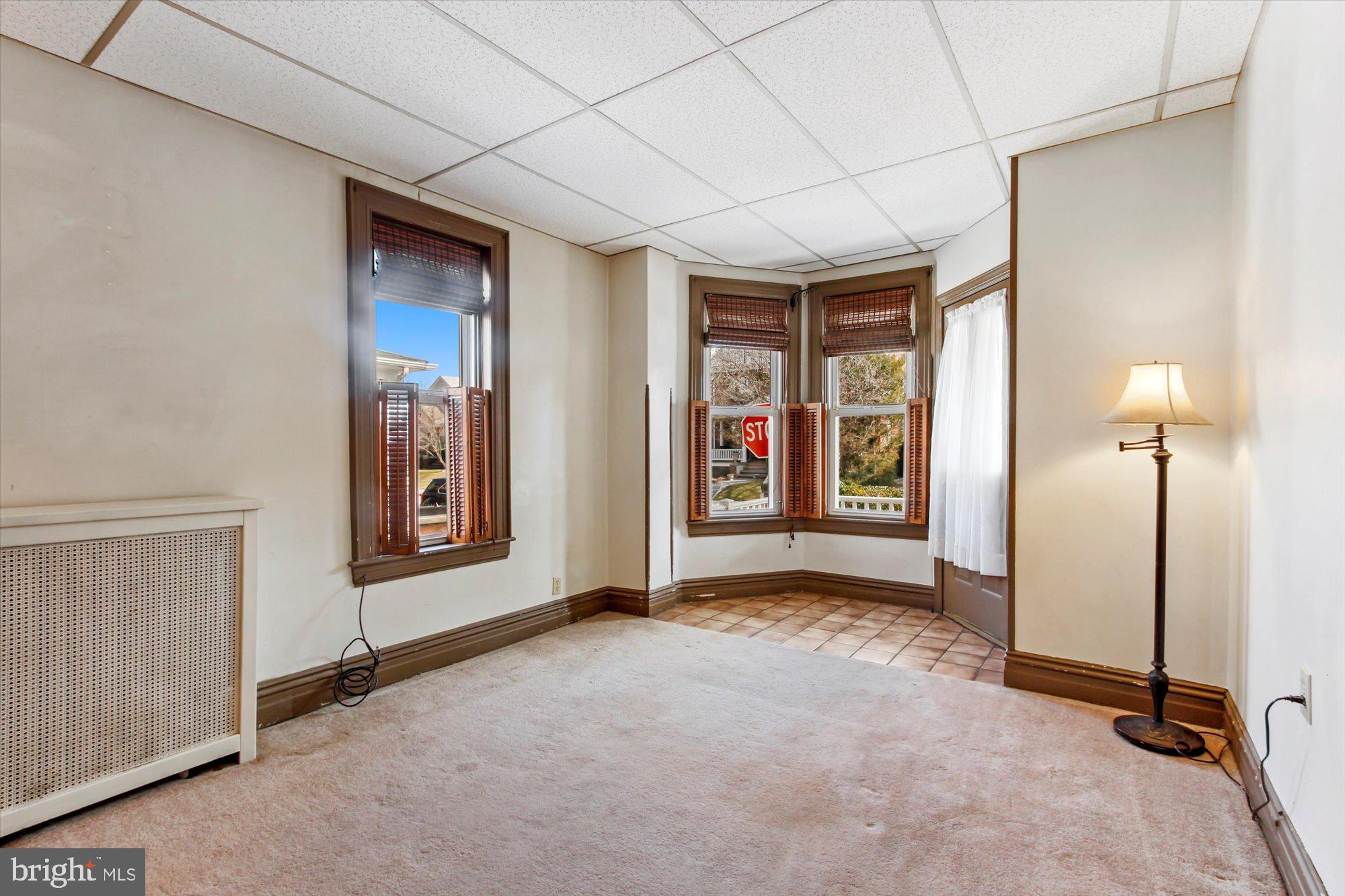 212 East Middle Street Hanover, PA 17331 - Photo 4 of 28 Gallery Image 4