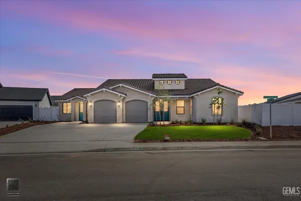 $725,815 | Undisclosed Address, Bakersfield, CA 93314