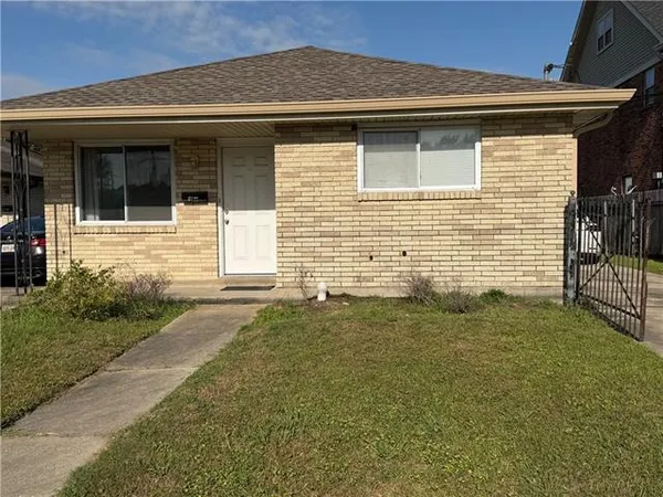 $1,600 | 6722 Pontchartrain Boulevard, New Orleans, LA 70124