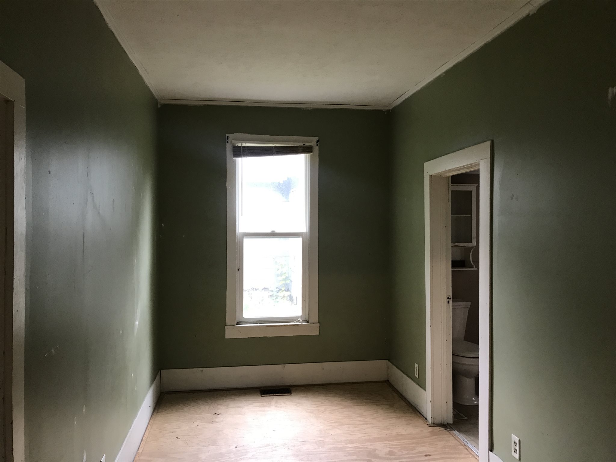 1223 Franklin Avenue Rochester, IN 46975 - Photo 5 of 10