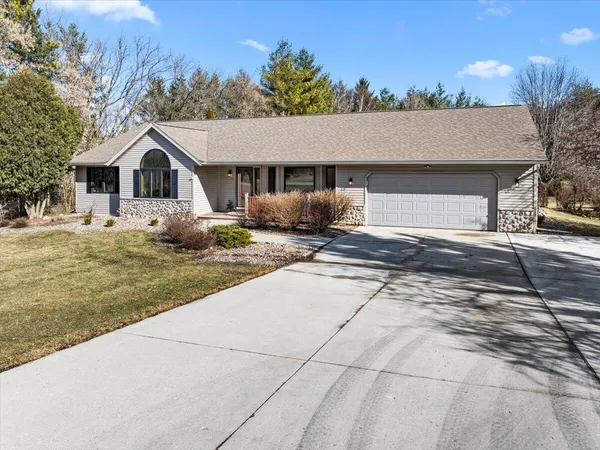 $515,000 | N2753 Windridge Drive, Lima, WI 53093