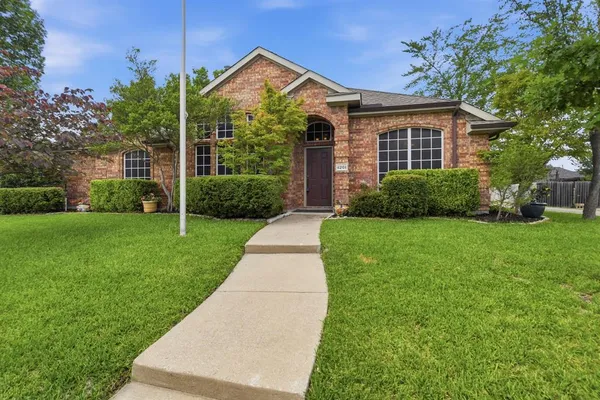 $535,000 | 8201 Evening Star Drive, Rowlett, TX 75089
