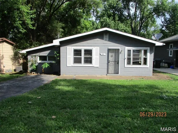 $125,000 | 191 Bascom Drive, Hazelwood, MO 63135