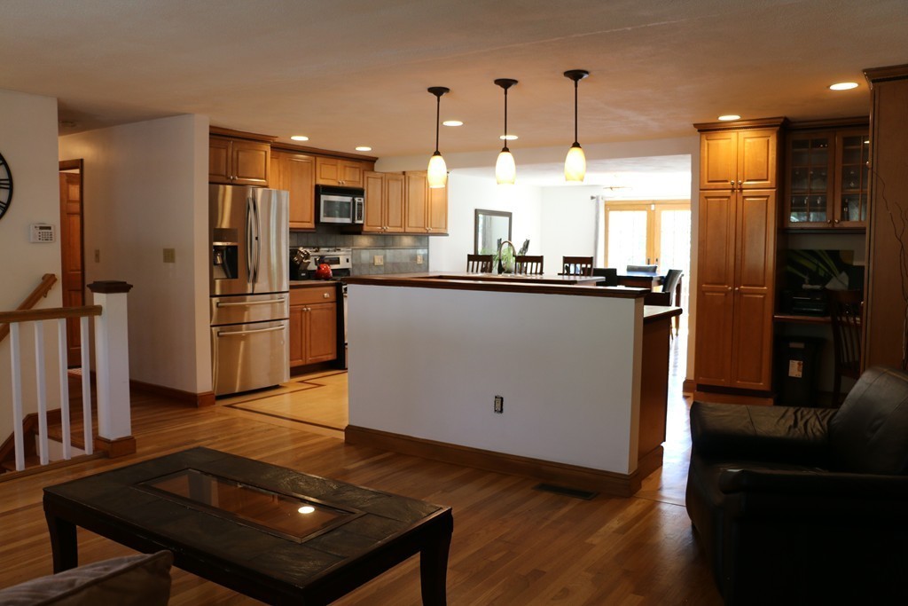 2 Winch Park Road Framingham, MA 01701 - Photo 6 of 27 Gallery Image 6