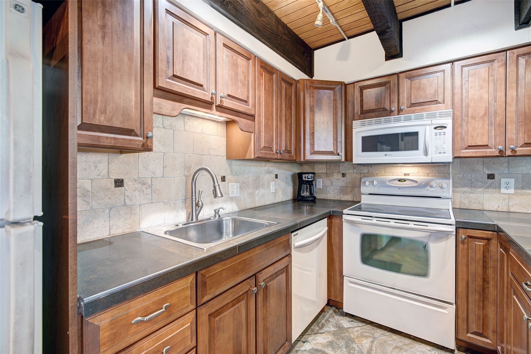 78 Guller Road, Unit 301 Copper Mountain, CO 80443 - Photo 11 of 41 The full kitchen provides all of the conveniences of home.