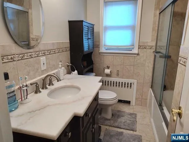 $799,000 | 190 Martha Avenue, Elmwood Park, NJ 07407