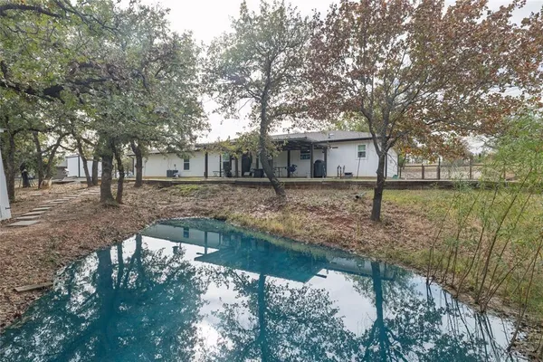 $388,900 | 399 Wild Hill Oak Drive, Springtown, TX 76082
