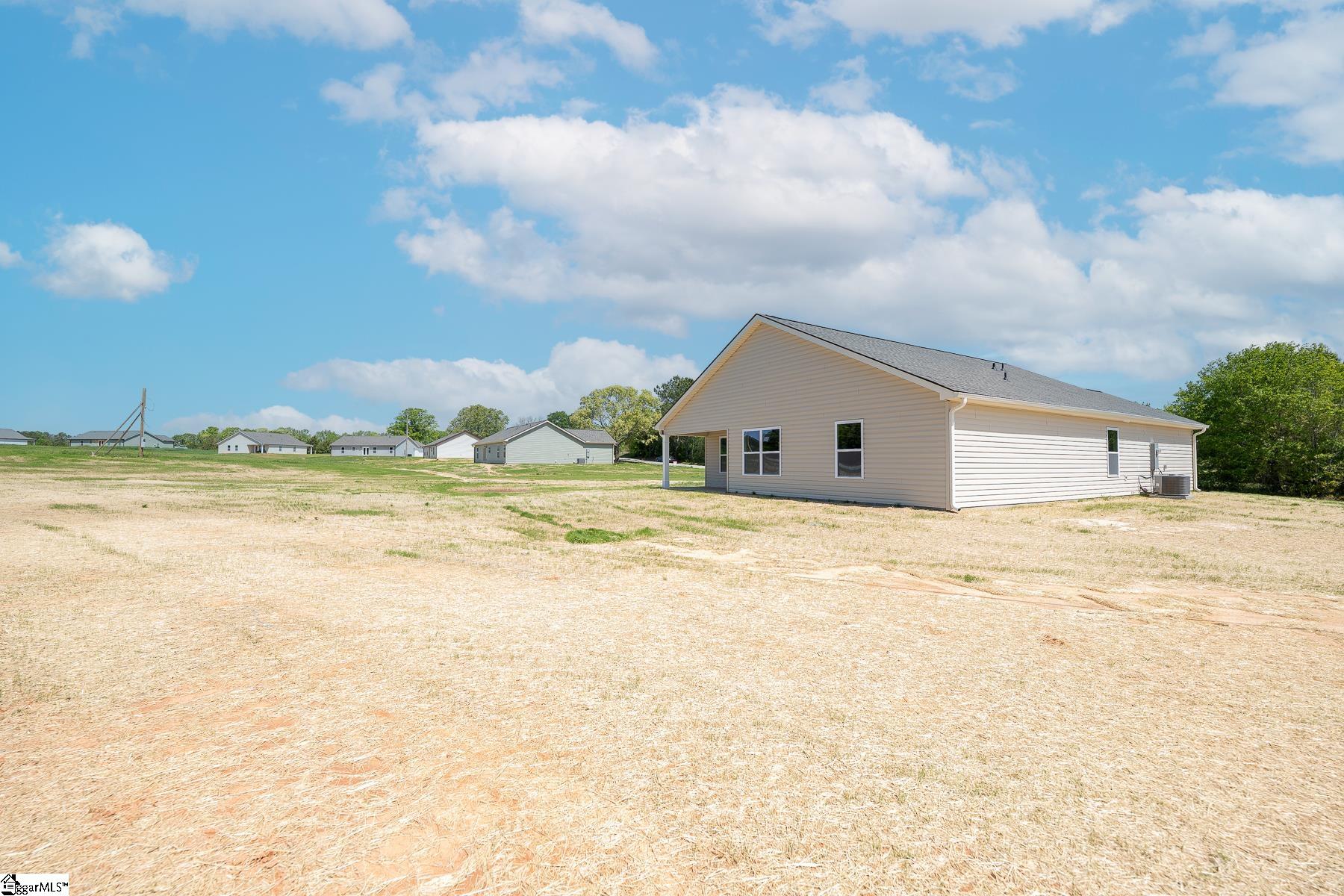 108 Lollis Road Laurens, SC 29360 - Photo 24 of 26 Gallery Image 24
