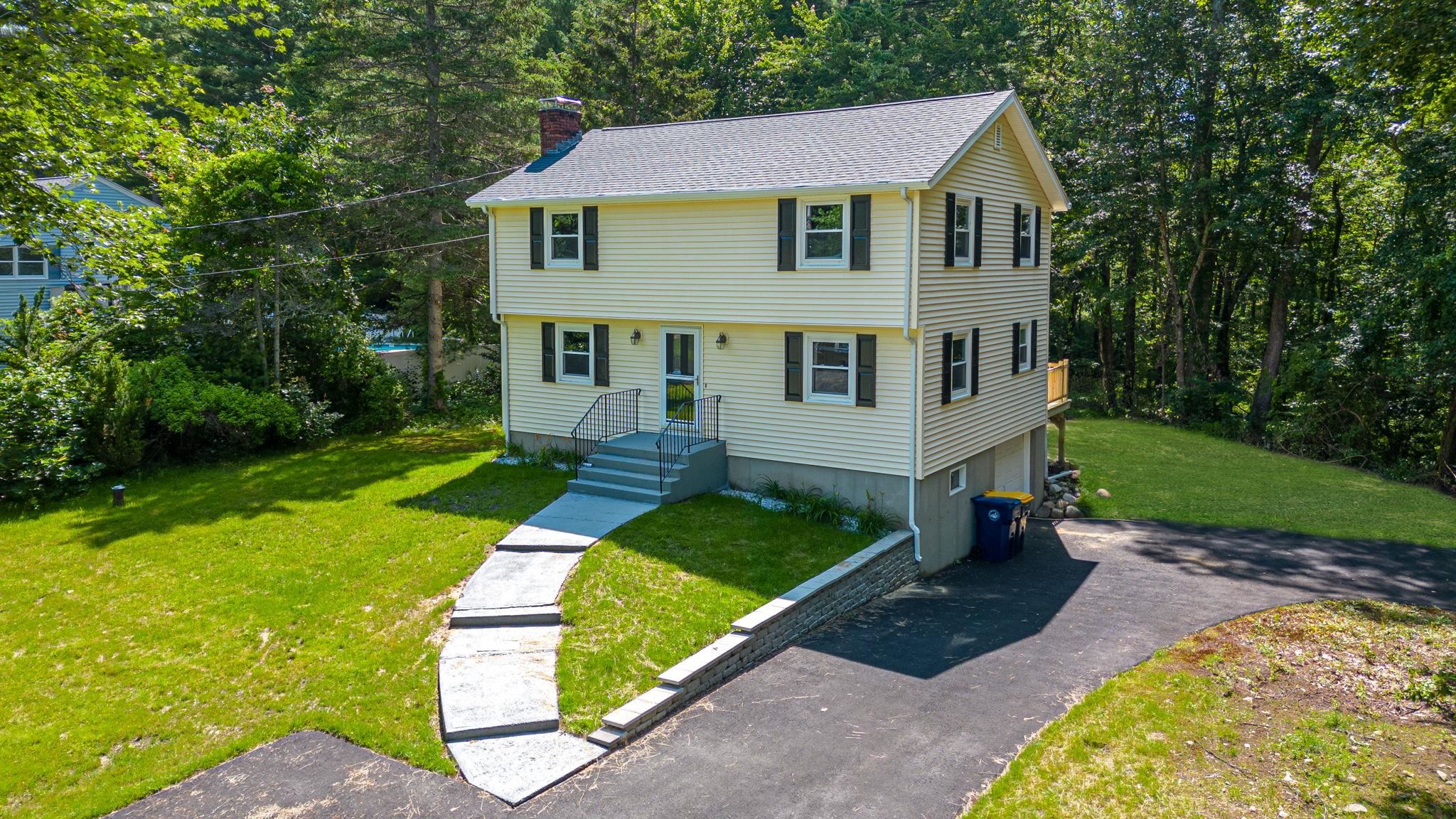 7 Timberlane Road Plaistow, NH 03865 - Photo 1 of 36