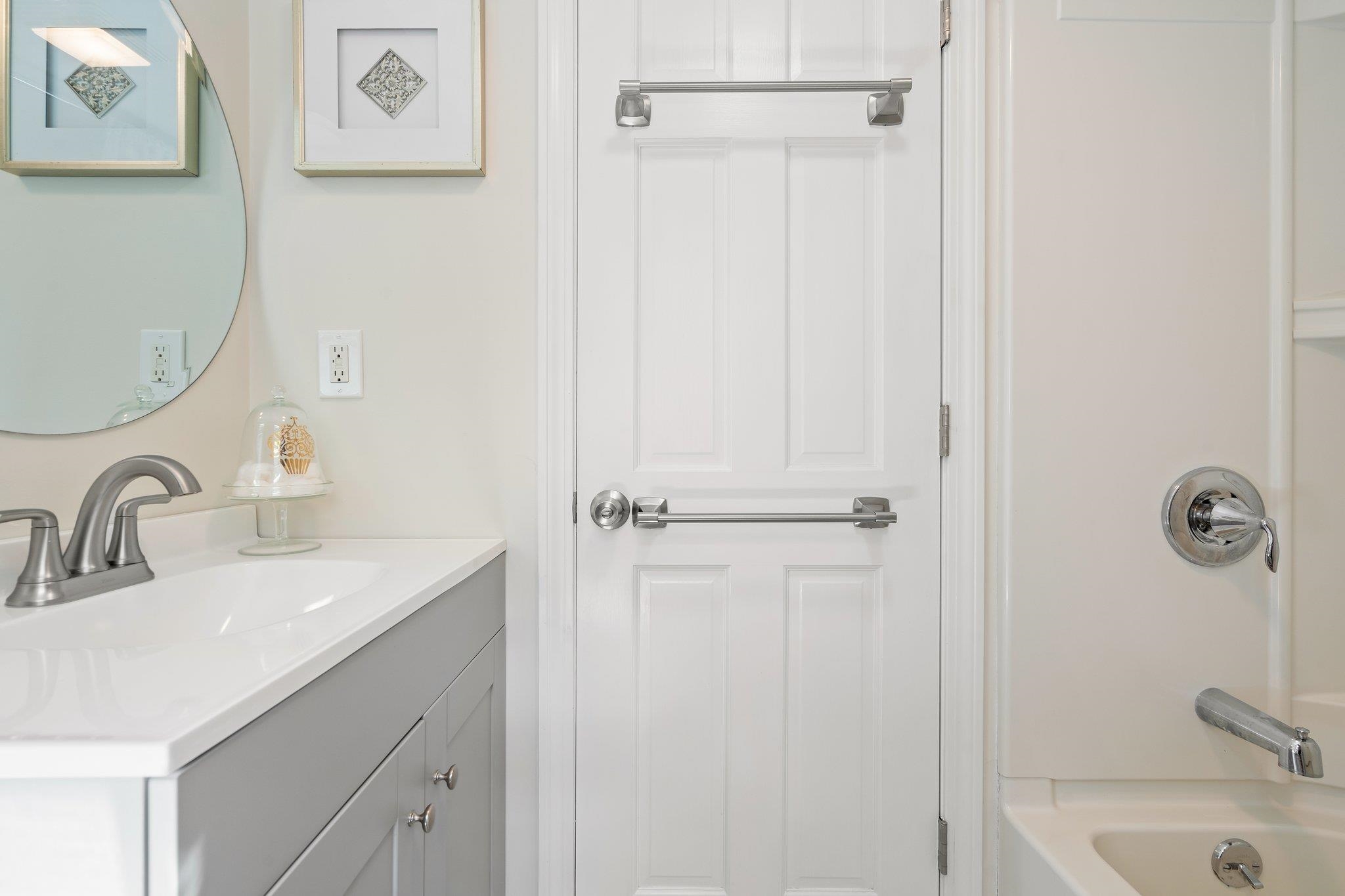 7 Timberlane Road Plaistow, NH 03865 - Photo 16 of 36