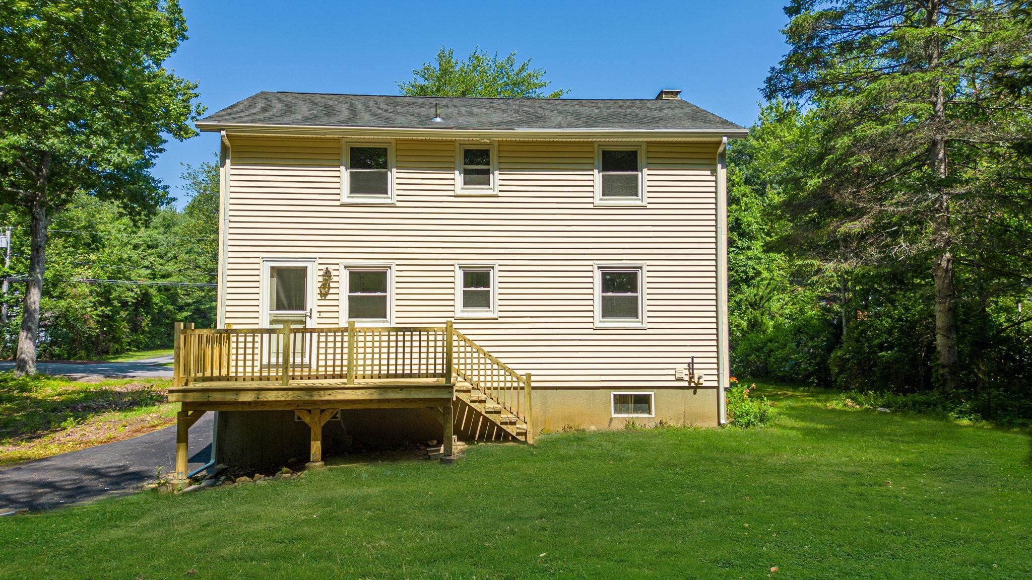 7 Timberlane Road Plaistow, NH 03865 - Photo 26 of 36