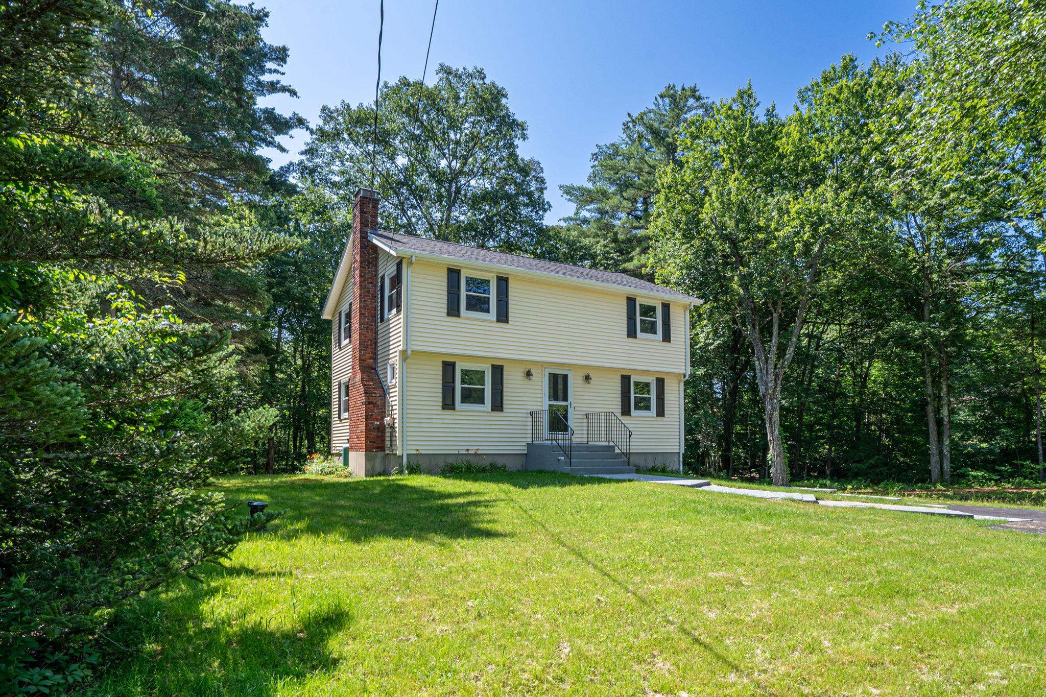 7 Timberlane Road Plaistow, NH 03865 - Photo 30 of 36