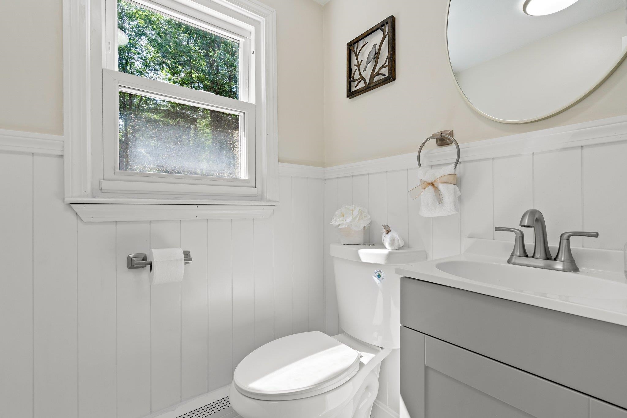 7 Timberlane Road Plaistow, NH 03865 - Photo 10 of 36