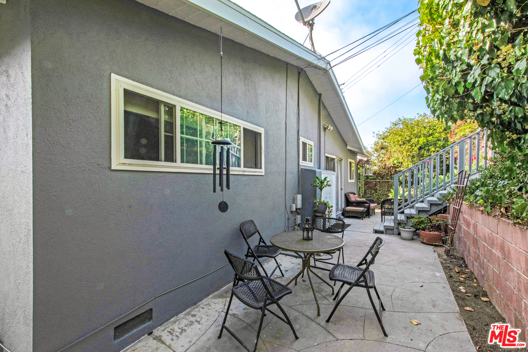8210 Pershing Drive Playa del Rey, CA 90293 - Photo 11 of 21 Gallery Image 11