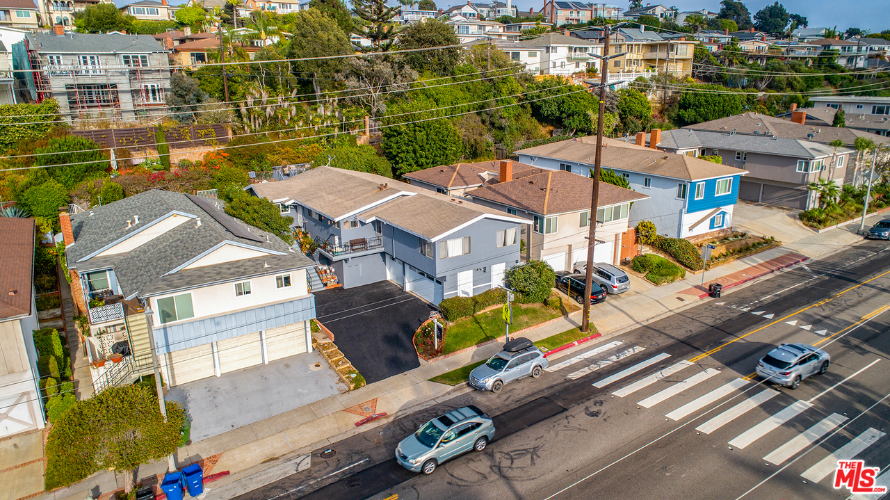 8210 Pershing Drive Playa del Rey, CA 90293 - Photo 12 of 21 Gallery Image 12