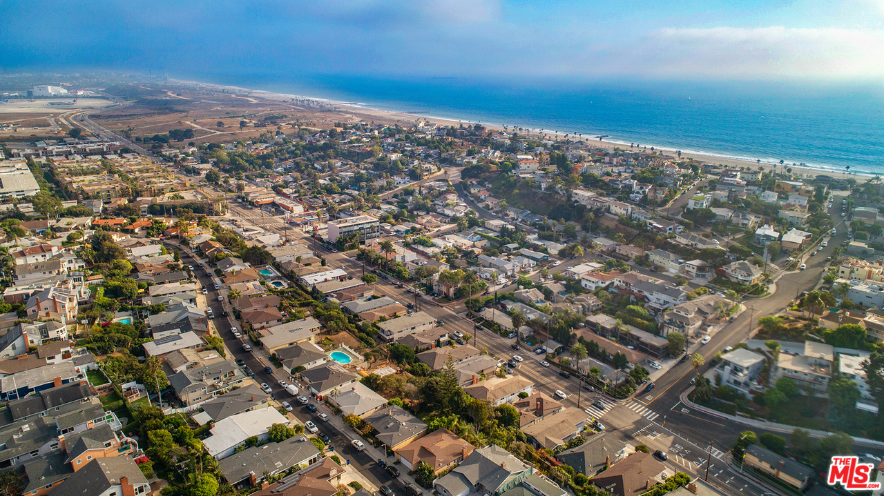8210 Pershing Drive Playa del Rey, CA 90293 - Photo 18 of 21 Gallery Image 18