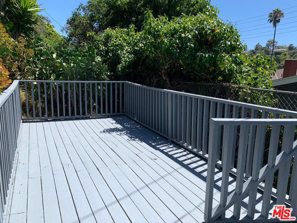 8210 Pershing Drive Playa del Rey, CA 90293 - Photo 7 of 21 Gallery Image 7