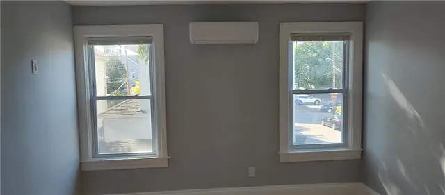 $1,800 | 19 Irving Court, Unit 2, Pawtucket, RI 02860