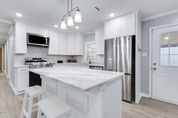 $1,500 | 4444 Main Highway, Breaux Bridge, LA 70517